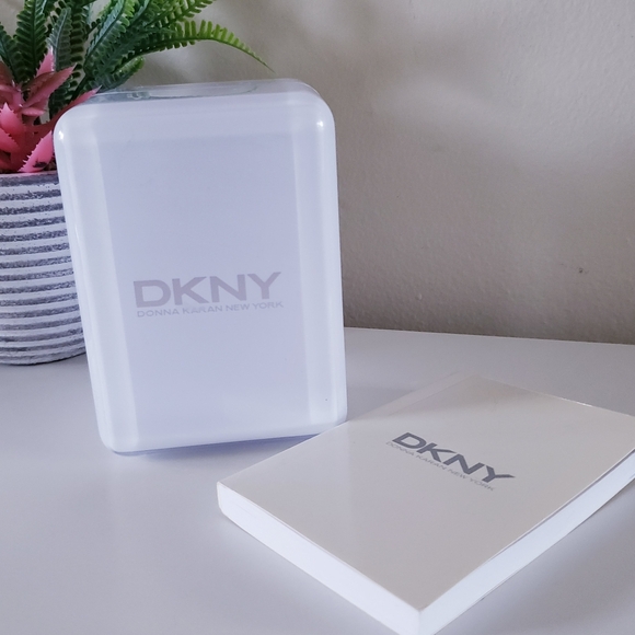 DKNY Stainless Steel Bracelet Watch with Crystal Accents (Model: NY3366) - Picture 13 of 15